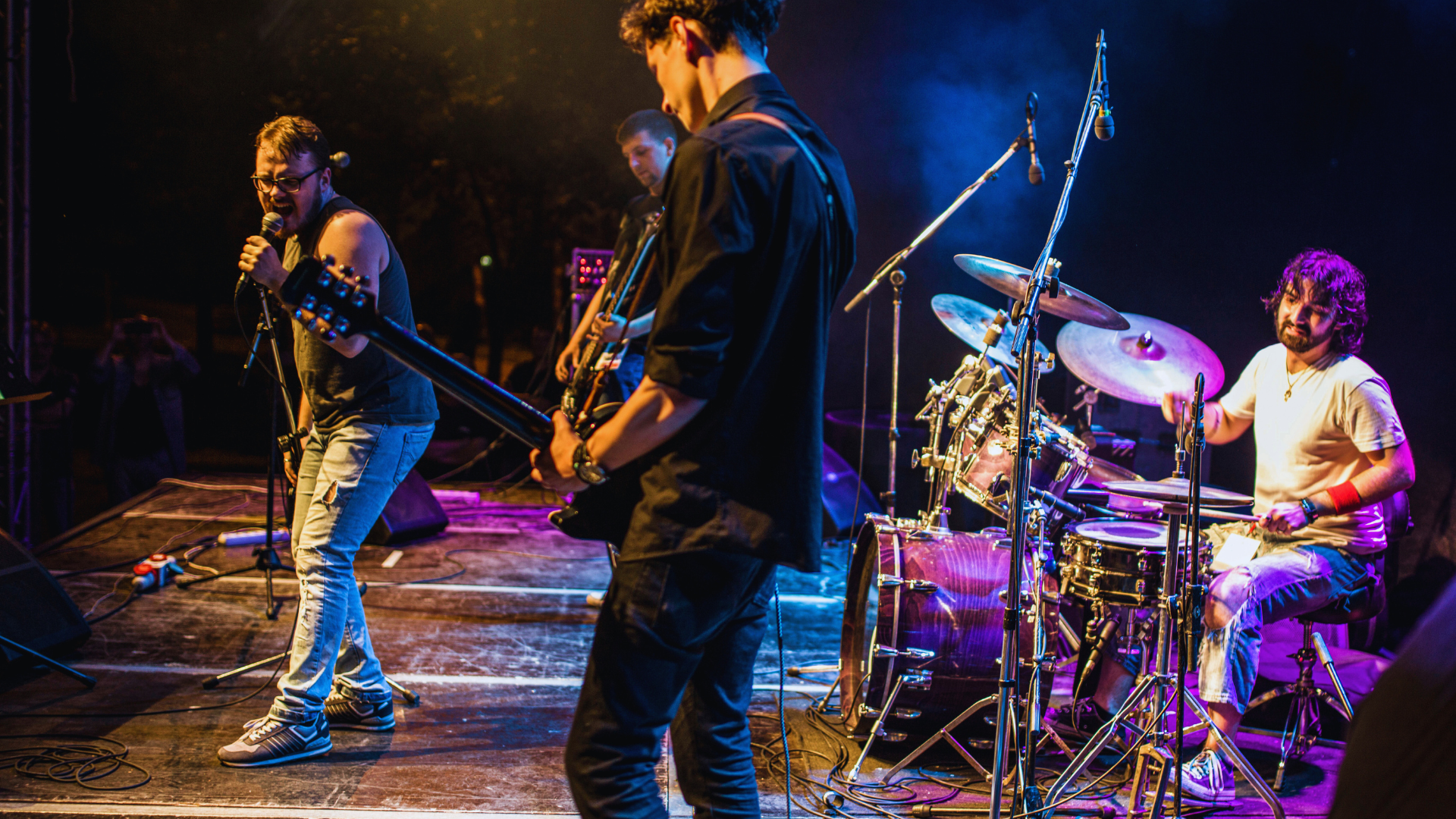 Read more about the article Exploring Unusual Time Signatures in Jazz and Funk Techniques and Impact on Modern Music